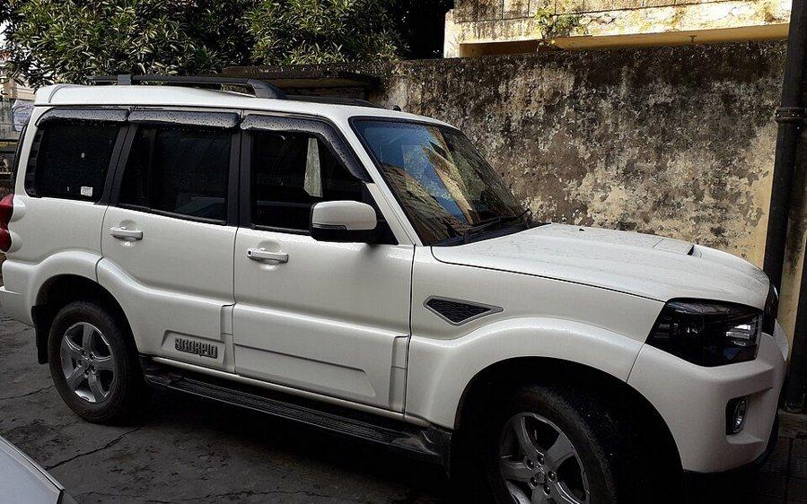 Mahindra Scorpio Classic — дизель, под заказ из Индии