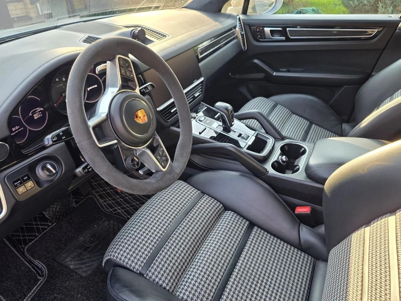 Porsche Cayenne Coupe, 2021 — с пробегом, в наличии