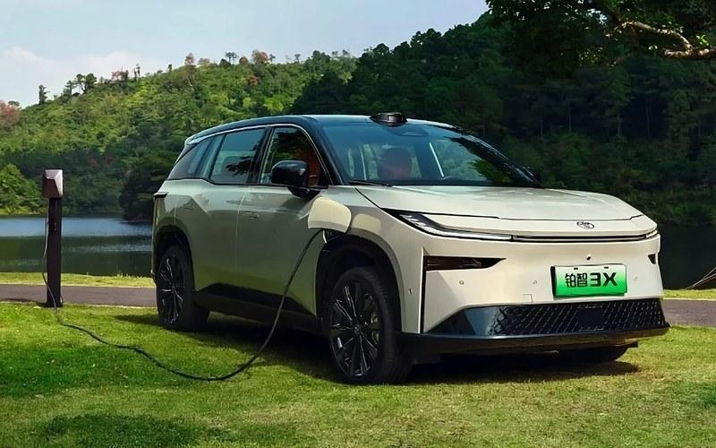 Toyota bZ3X — электромобиль под заказ из Китая