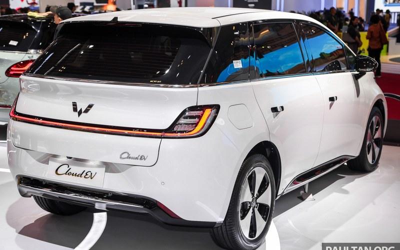 Wuling Cloud EV — электромобиль под заказ из Китая
