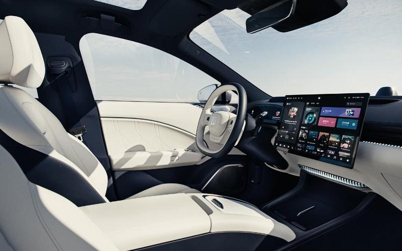 Zeekr 007 AWD — электромобиль под заказ из Китая